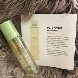 Pixi by Petra glow mist